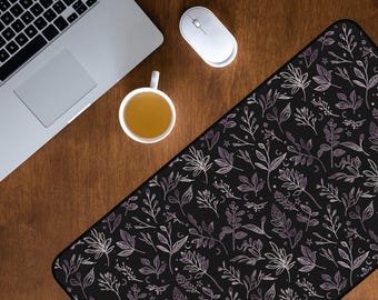 Alfombrilla de escritorio floral botánica celestial Whimsigoth, alfombrilla de ratón de estética oscura, estampado de plantas lunares góticas, decoración de espacio de trabajo de bruja
