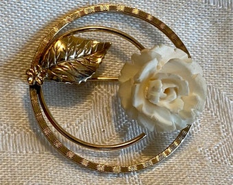 Vintage brooch signed Winard and 12K gold filled, carved flower design