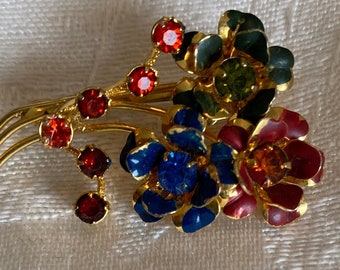 Vintage brooch made in Austria, small size, flower bouquet with enameling and bright stones