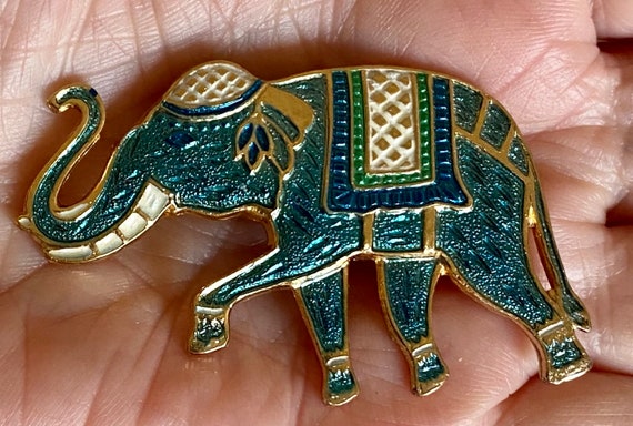 Vintage Warner enameled elephant brooch, great co… - image 1