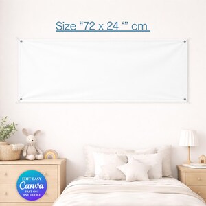 K&ouml;nnte beinhalten: Ein wei&szlig;es Banner mit den Ma&szlig;en 72 x 24 cm wird an einer wei&szlig;en Wand angezeigt. Das Banner ist an jeder Ecke befestigt. Der Text "Size 72 x 24 cm" befindet sich &uuml;ber dem Banner. Der untere Teil des Bildes zeigt ein Bett und Nachttische.