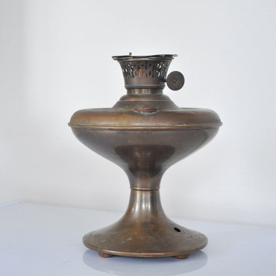 The Mantle Lamp Company Aladdin Model 2 Parlor Industrial Farmhouse Victorian Brass Base - Mantle Lamp Company The Mantle Lamp Company Aladdin Model 2 Parlor Industrial Farmhouse Victorian Brass Base - Mantle Lamp Company