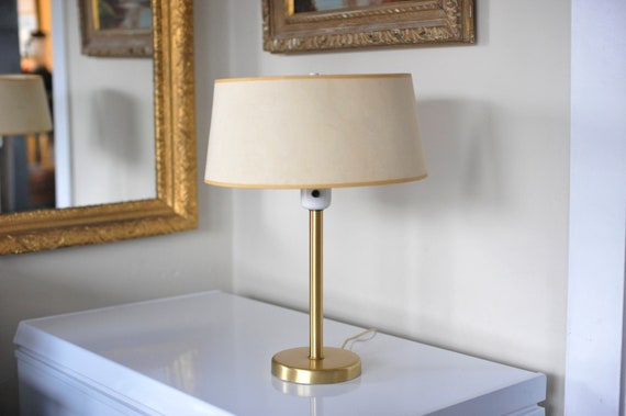 walter von nessen table lamp