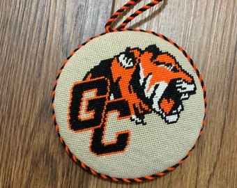 Adorno de aguja de Georgetown College