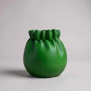 3Dプリントのホリデーポーチ花瓶 - フェイクポインセチアのクリスマスデコレーション - PLA製冬のセンターピースまたはギフトアイデア