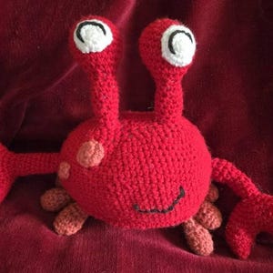 Crocheted Crab: Handmade Plush Toy