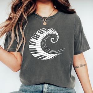 Piano Wave Art T-Shirt, Musician Apparel, Unique Music Lover Gift, Abstract Piano Keys, Piano Keyboard Tee, Musical T Shirt, Music Notes