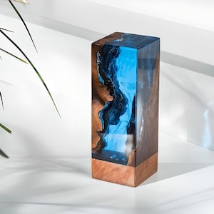 DEEP BLUE SEA Epoxy Lamp, Custom Epoxy Resin Lamp, Wood Night Light, Resin Desk Lamp, Table Lamp, Custom Night Light, Gift for Boyfriends