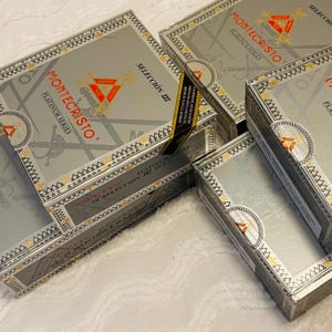 Set of (2/4 or 6) Empty Cigar Boxes - Collectible (2/4/6)