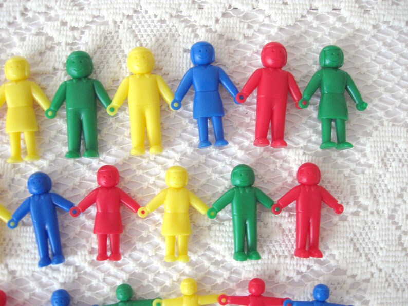 21 Mini Hard Plastic Stand Up People with Interlocking Hands, Miniature Stand Up Plastic People for Dollhouses and Crafts, Free Shipping image 3