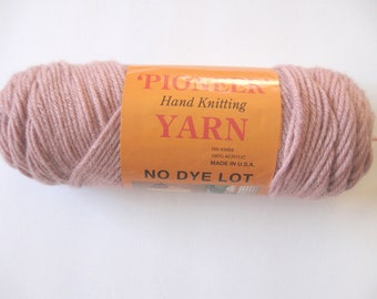 Pioneer Yarn for Hand Knitting Rose Cream Acrylic Yarn, Pioneer Rose Cream 3.5 Ounce Acrylic Yarn, Pioneer Rose Cream Yarn, Free Shipping