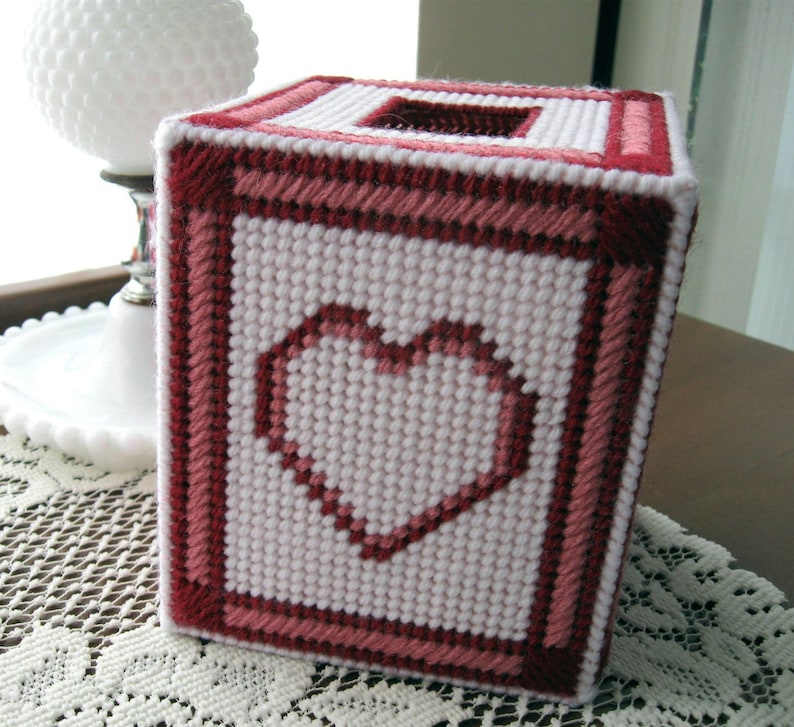 Hearts Plastic Canvas Needlepoint Boutique Tissue Box Cover Etsy