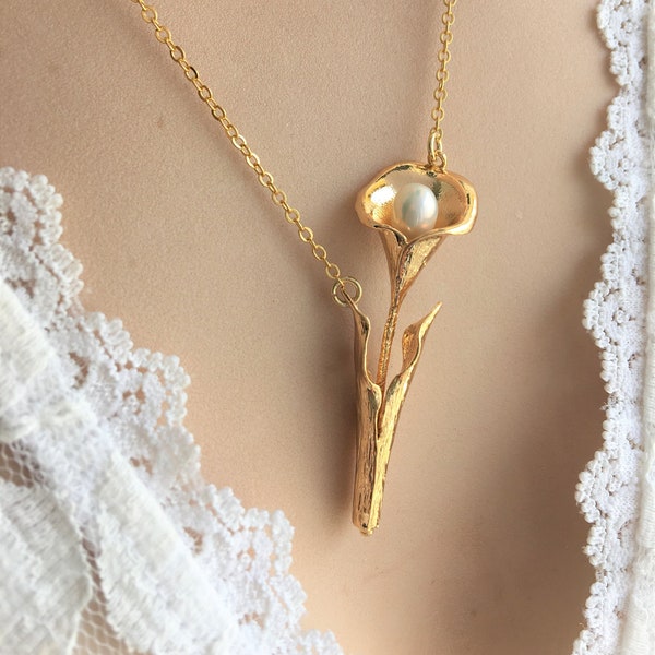 Gold Calla Lily Pendant with Freshwater Pearl gift for MOM Mother's day gift