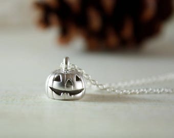 Silver Pumpkin Necklace - Halloween Necklace, Fall Jewelry, Fall Necklace