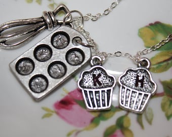 Personalized Cupcake Necklace, Cupcake Pan Necklace, Personalized Chef Gift, Gift for Baker, Cupcake pendant, Cupcake jewelry