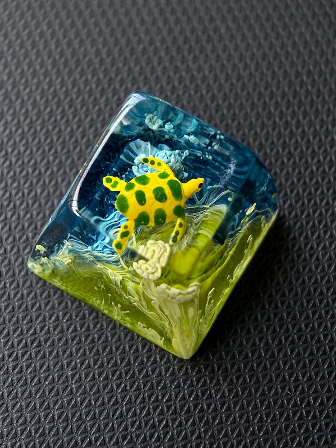 Sea Creatures Keycaps, Resin Keycap for SA Profile Keyboards, Handmade ...