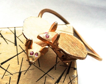 RARE Vintage 1950s Sweater Clip // 40s 50s Brass Mice with Pink Rhinestone Eyes // NOS Novelty Jewelry