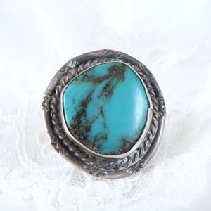 Vintage Southwestern Navajo Sterling Silver 925 Large Turquoise Ring Size 6