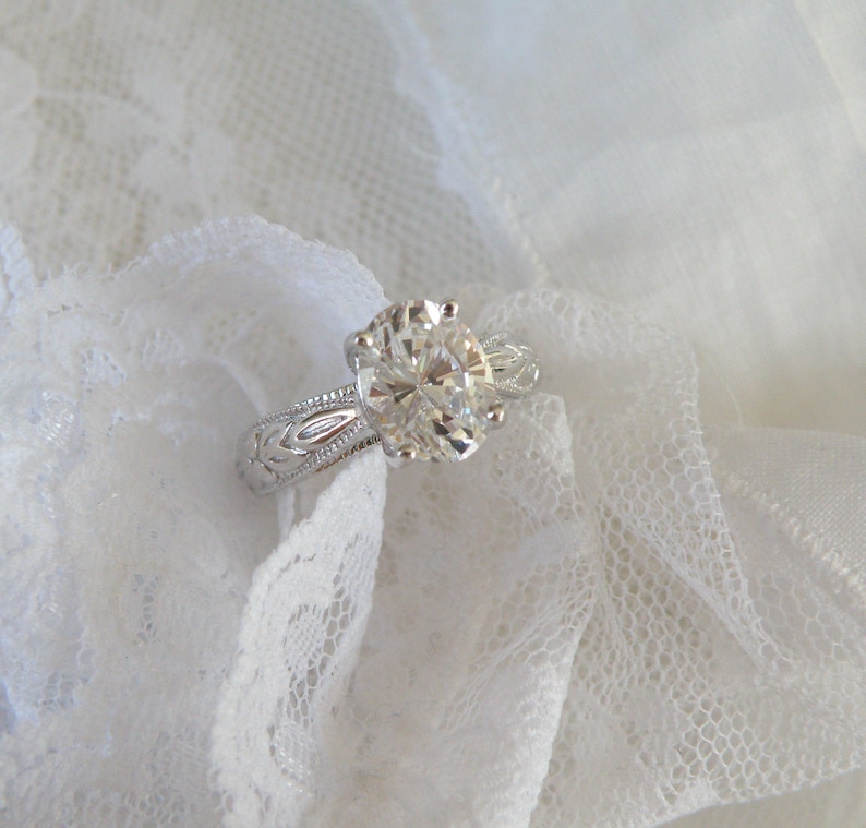 Estate Sterling Silver 925 Victorian Style CZ Diamonique DQ Simulated Diamond Engagement Promise Solitaire Ring Size 5
