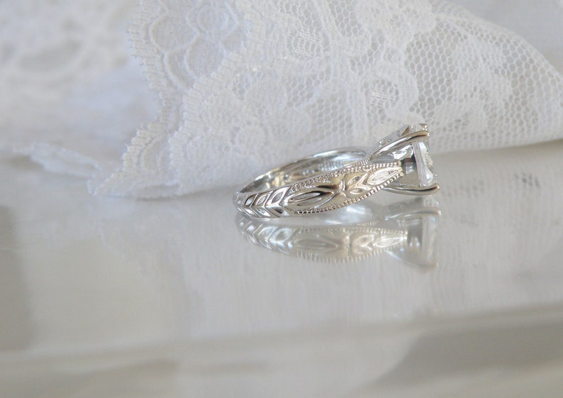 Estate Sterling Silver 925 Victorian Style CZ Diamonique DQ Simulated Diamond Engagement Promise Solitaire Ring Size 5