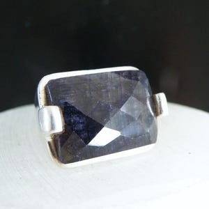 Vintage Sterling Silver 925 Natural Sapphire Heavy Statement Ring Size 7