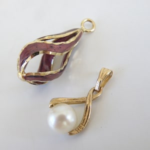 Estate Lot of 2 14K Yellow Gold Enamel Spinner Pearl Pendant
