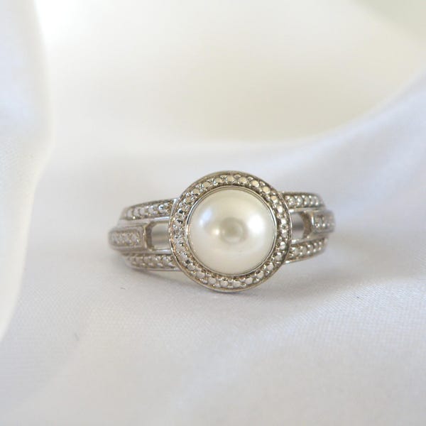 Vintage Designer Sterling Silver 925 Freshwater Pearl Diamond Illusion Ring Size 7
