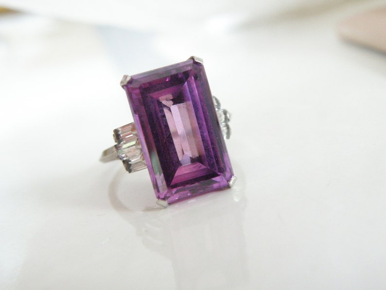Vintage Mid Century Sterling Silver 925 Simulated Purple Sapphire Cocktail Ring 7