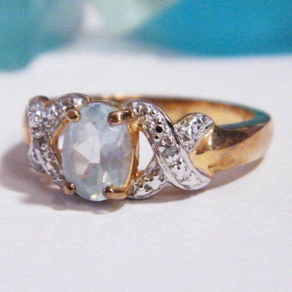 Vintage 14k gold over Sterling Silver 925 Genuine Aquamarine Diamond Ring Size 8 Trilogy 3 Stone