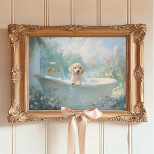 Niedlicher Golden Retriever-Welpe in der Badewanne Gemälde - Vintage Blumen horizontale Badezimmer Wandkunst, viktorianisches Pastell Waschraumdekor, Hund Mutter Geschenk