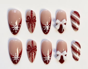 Uñas navideñas/Uñas burdeos/Uñas postizas navideñas largas almendradas/Uñas nevadas/Uñas brillantes/Uñas con pedrería/Uñas rojas ojo de gato/Uñas rojas