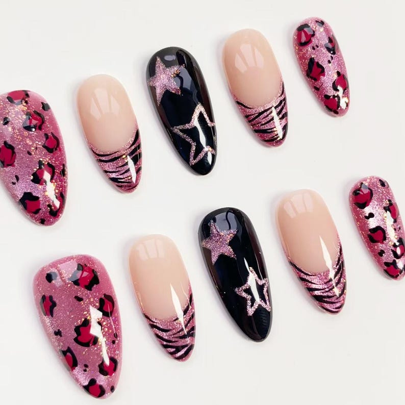 Uñas con estampado de leopardo rosa brillante Y2K / uñas postizas con uñas almendradas largas / uñas Y2K / uñas de estrella rosa / uñas negras con rayas de cebra / uñas de cumpleaños imagen 5