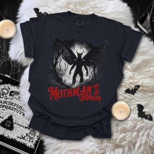 Mothman Shirt - Cryptidcore Urban Legend Tee, Spooky Horror Graphic for Monster Lovers, Gothic Cryptid Gift, Halloween Aesthetic Design