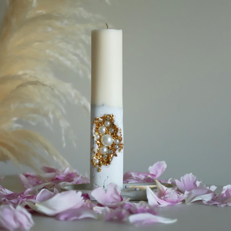 Pearl Candle with Gold Accents for Elegant Table Decor and Wedding Centerpieces
