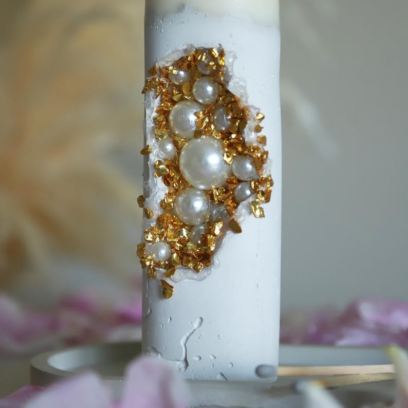 Pearl Candle with Gold Accents for Elegant Table Decor and Wedding Centerpieces