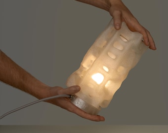 3D-Printed Table Lamp: Coral Inspired Biomorphic Light, Modern Parametric Design