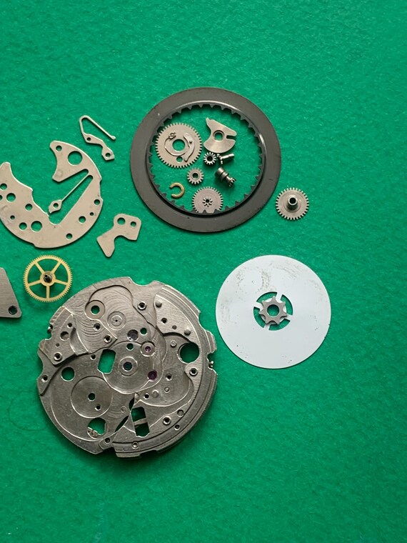 Seiko 6119 Watch Movement Parts: Main Plate, Day Disk, Stem - Etsy
