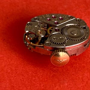 Longines Cal 410 Manual Wind Movement 17 Jewels Work image 10