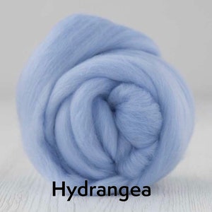 16 Micron Merino Wool Roving Top, 50 gr. 1.76 oz. For Wet Felting, Nuno Felting, Needle Felting, Spinning, etc. image 7