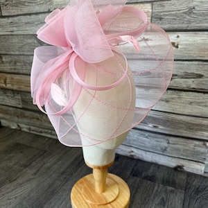 Light Pink Feather Fascinator: Handmade Wedding Ascot Kentucky Derby Headband Clip image 2
