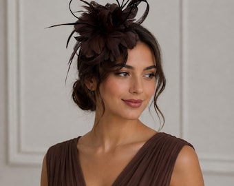 Cappello fascinator marrone caffè, matrimoni, corse, Royal Ascot, Kentucky Derby, copricapo