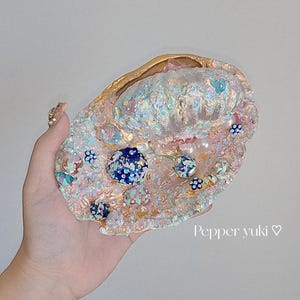 Prism Oyster and Pearl – Handcrafted Pearl Shell Sculpture