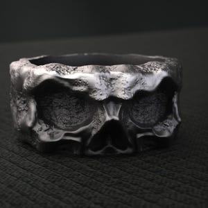 Big Heavy Sterling Silver Skull Ring, Men&#39;s Silver Skull Band, Handmade Gothic Skull Jewelry, Bold Statement Ring, Unique Gift