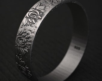 Engraved Floral Wind Ring, Oxidized Silver Band, Japanese-Inspired Unisex Jewelry, Groom Gift Ring