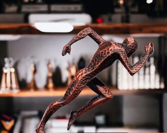3D Printed Athlete Statue – Hand-Painted Bronze Look Runner Decor