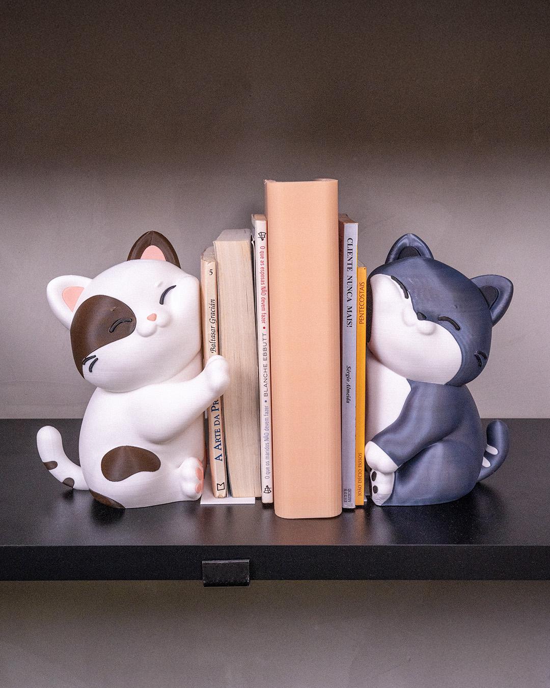 3D Printed Cat Bookends: Cozy Hug Shelf Decor, Non-Slip