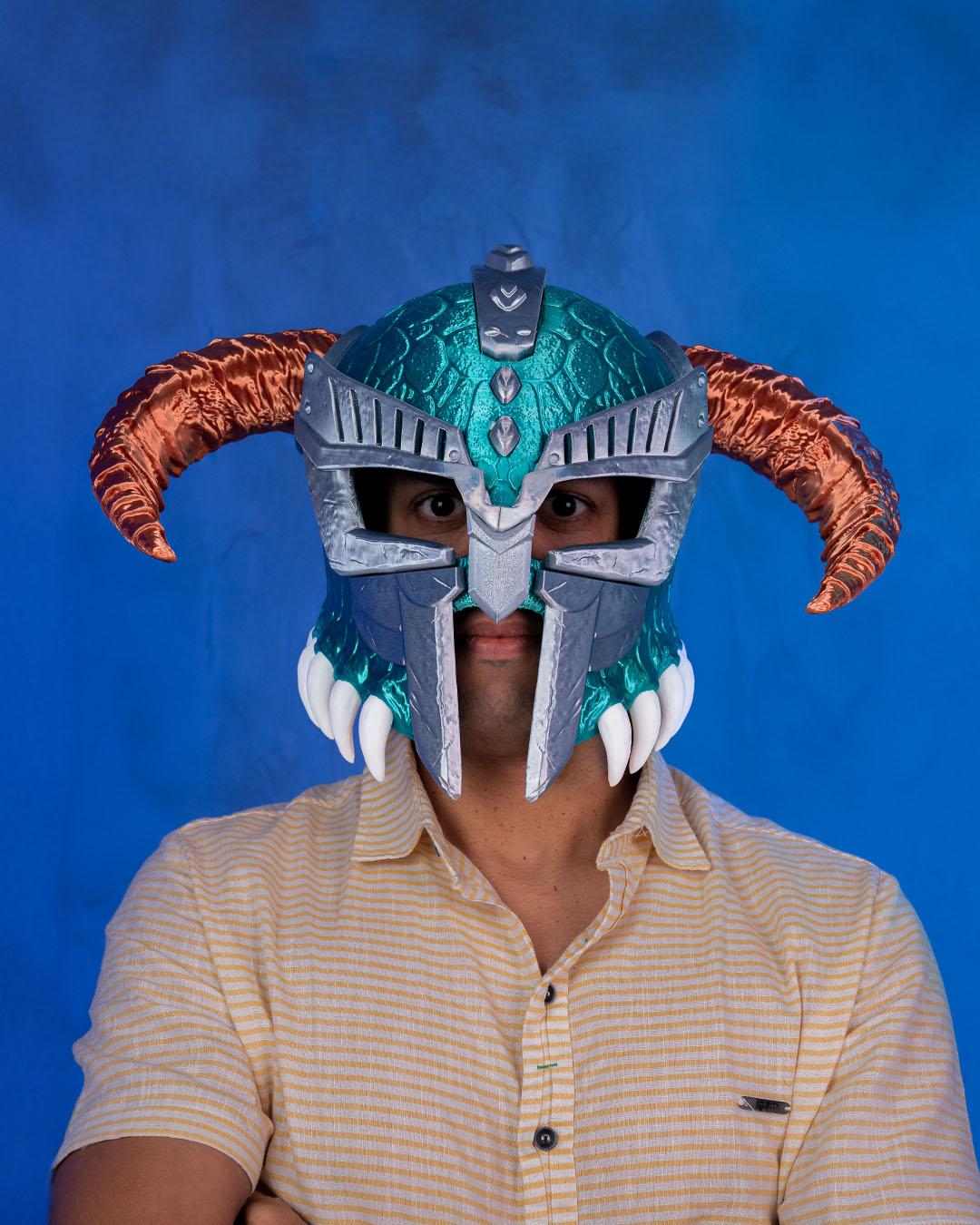 Scaled Barbarian Helmet – Hand-Painted Fantasy Cosplay Helmet – Metallic Teal with Copper Horns