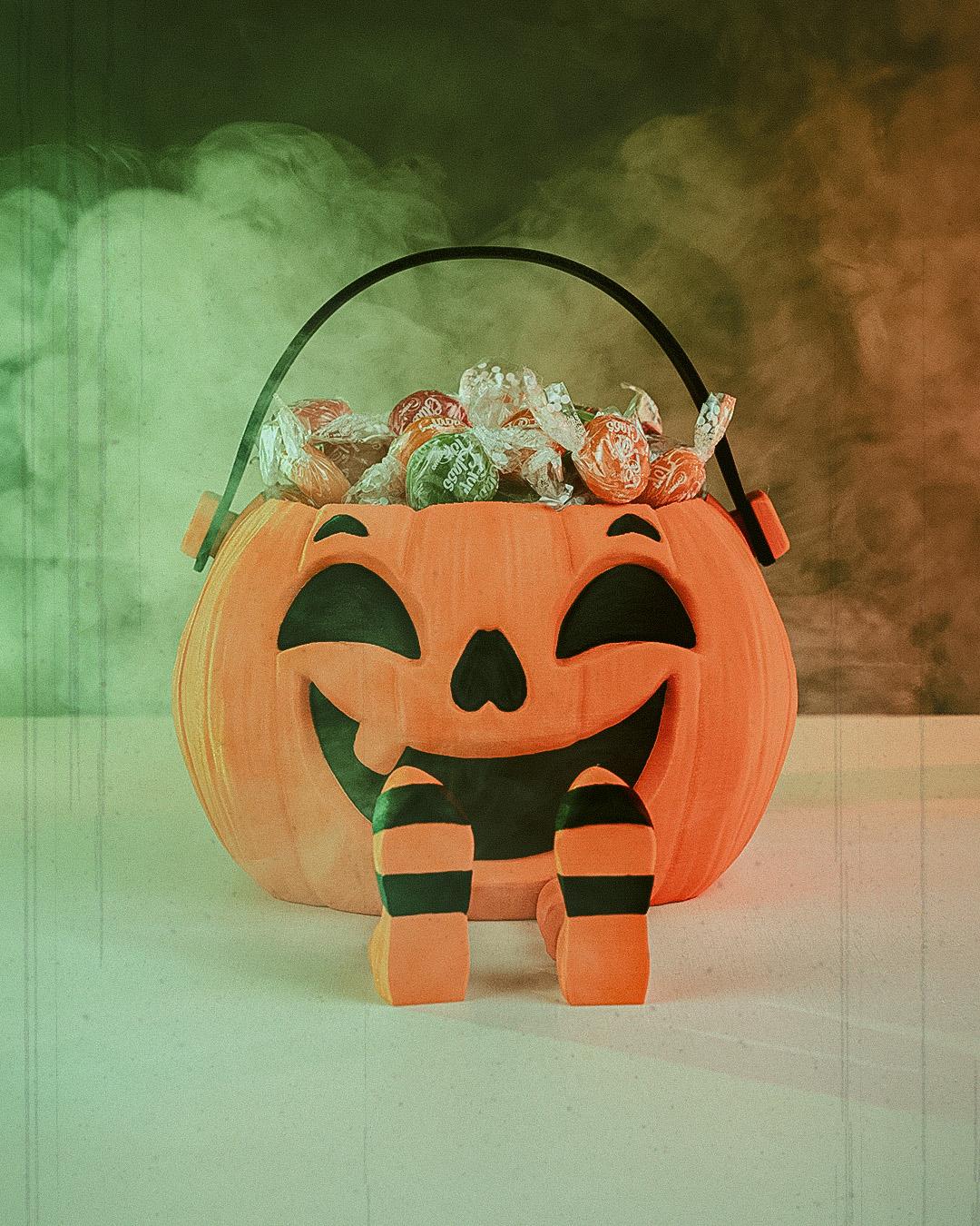 3D Printed Walking Pumpkin Candy Holder: Halloween Trick or Treat Basket