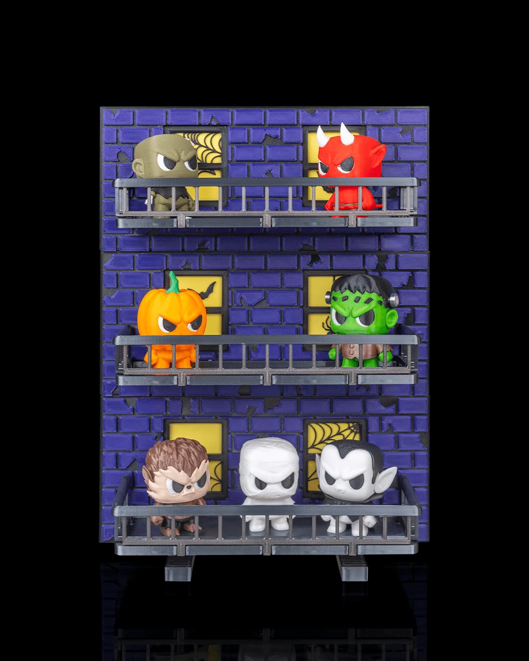 Spooky Escape Collection – 3D Printed Decorative Display with Mini Characters – Gothic Shelf Decor – Collectible Figurines Set – PETG