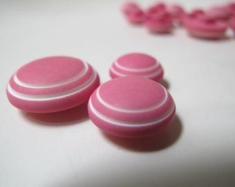 Buttons - Pink Vintage buttons, set of 30